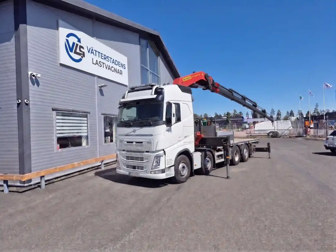 Volvo FH 500 8x2 Kranbil Palfinger 78 t/m + Jibb – bild 1